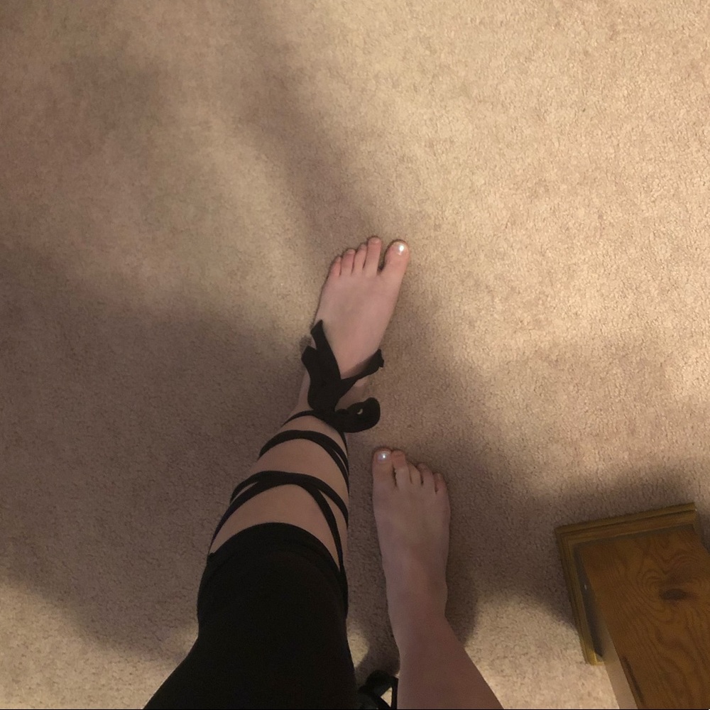 Cropped Leggins with Ties